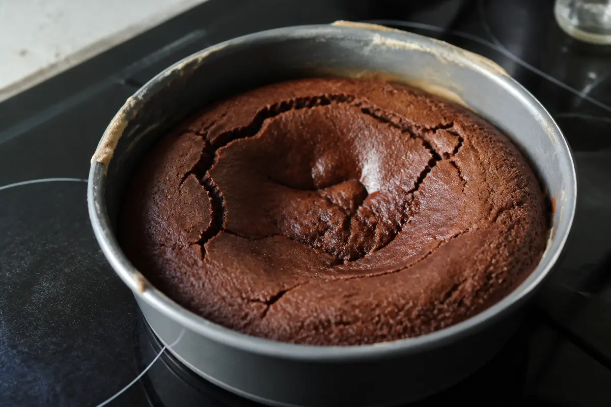 Gâteau rapide au chocolat : recette fondante facile et express